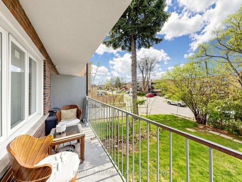 Photo 30 at 73 Garthdale Court, Bathurst Manor, Toronto