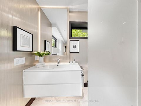 Photo 15 at 8 Breezewood Drive, Queensway, Toronto