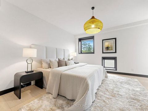 Photo 16 at 8 Breezewood Drive, Queensway, Toronto