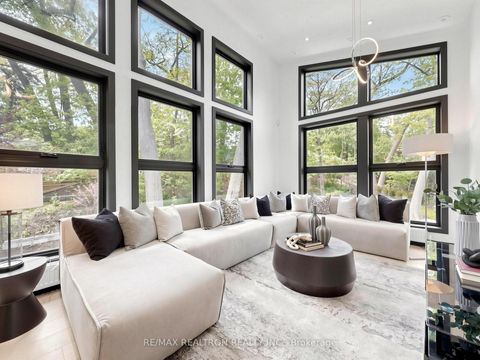 Photo 18 at 8 Breezewood Drive, Queensway, Toronto