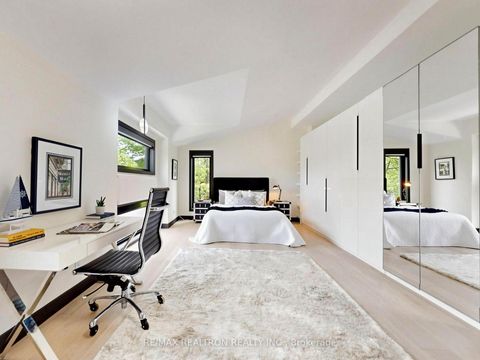 Photo 31 at 8 Breezewood Drive, Queensway, Toronto