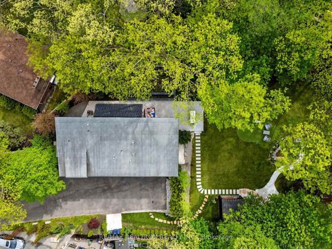 Photo 49 at 8 Breezewood Drive, Queensway, Toronto