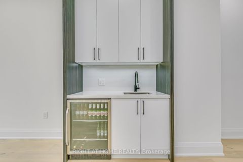 Photo 9 at 5 Enfield Avenue, Alderwood, Toronto