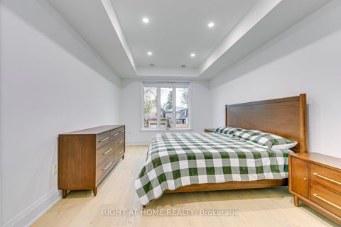 Photo 16 at 5 Enfield Avenue, Alderwood, Toronto