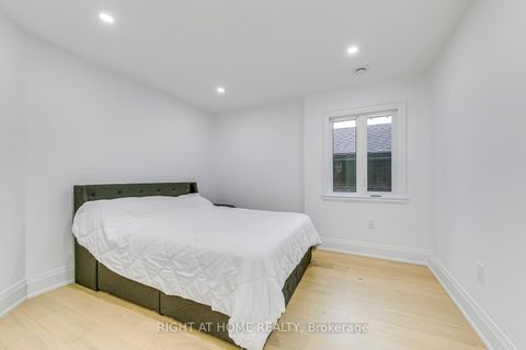 Photo 20 at 5 Enfield Avenue, Alderwood, Toronto