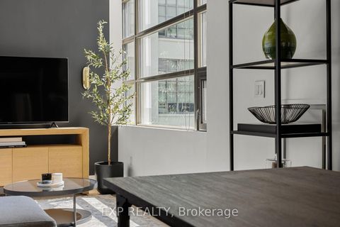 Photo 8 at 301 - 637 Lake Shore Boulevard W, Niagara, Toronto