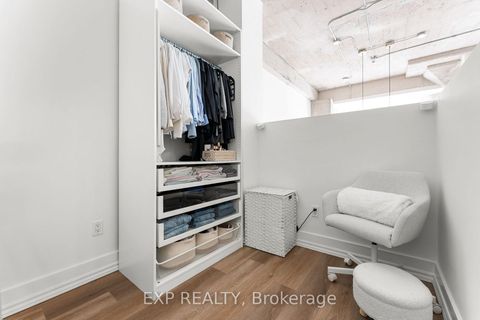 Photo 29 at 301 - 637 Lake Shore Boulevard W, Niagara, Toronto