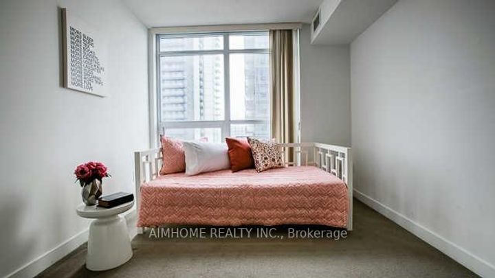 Photo 9 at 921 - 19 Singer Court, Bayview Village, Toronto