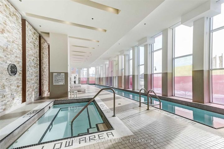 Photo 14 at 921 - 19 Singer Court, Bayview Village, Toronto