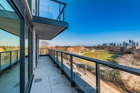 Photo 3 at 609 - 250 Lawrence Avenue W, Lawrence Park North, Toronto