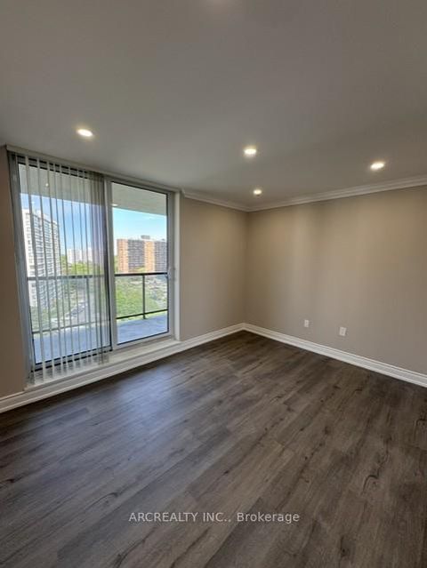 Photo 5 at 1202 - 90 Fisherville Road, Branson, Toronto
