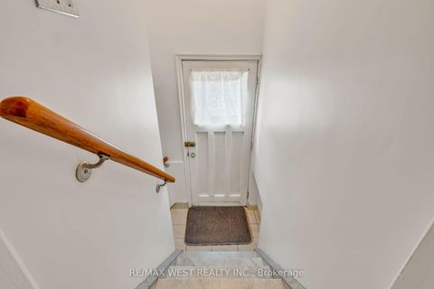 Photo 29 at 90 Tavistock Road, CFB, Toronto