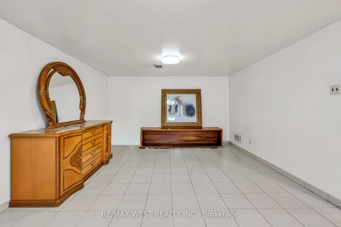 Photo 41 at 90 Tavistock Road, CFB, Toronto