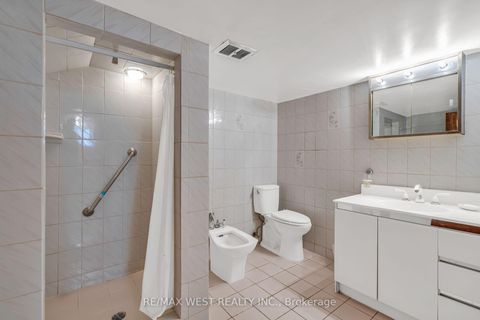 Photo 42 at 90 Tavistock Road, CFB, Toronto