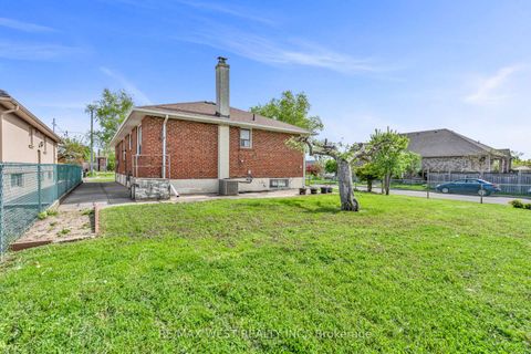 Photo 45 at 90 Tavistock Road, CFB, Toronto