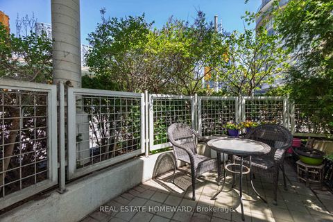 Photo 17 at 101 - 600 Queens Quay W, Waterfront Communities C1, Toronto