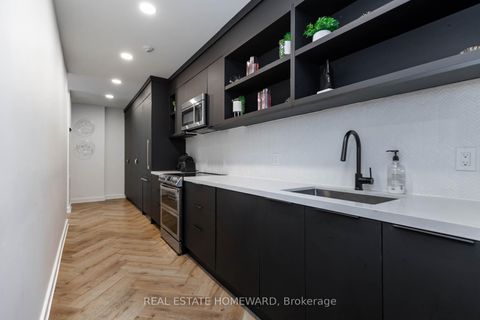 Photo 23 at 101 - 600 Queens Quay W, Waterfront Communities C1, Toronto