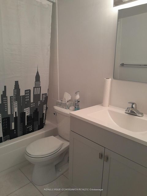 Photo 4 at 404 - 5 Frith Road, Jane Heights, Toronto