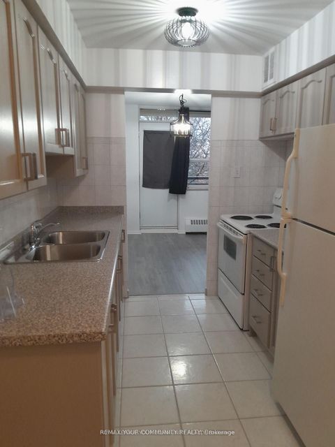 Photo 16 at 404 - 5 Frith Road, Jane Heights, Toronto