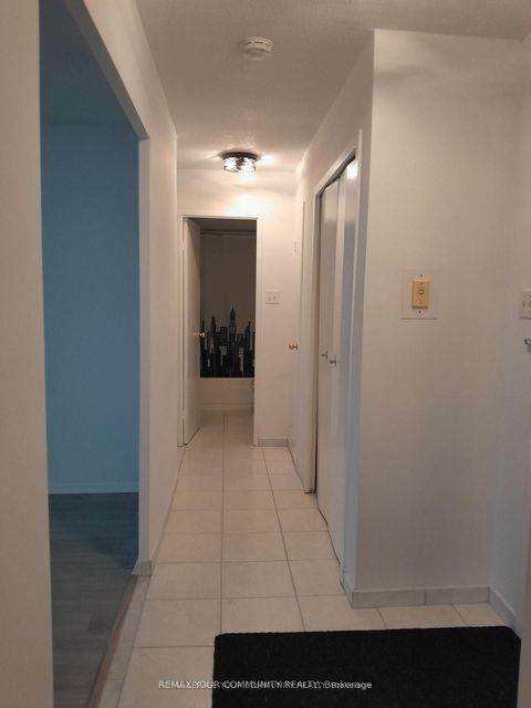 Photo 18 at 404 - 5 Frith Road, Jane Heights, Toronto
