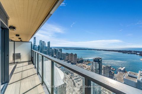 Photo 16 at 5709 - 1 Concord Cityplace Way, Waterfront Communities C1, Toronto