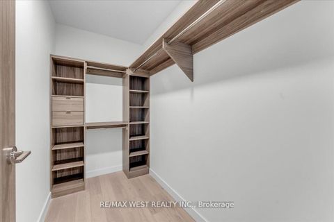 Photo 26 at 5709 - 1 Concord Cityplace Way, Waterfront Communities C1, Toronto