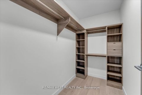Photo 27 at 5709 - 1 Concord Cityplace Way, Waterfront Communities C1, Toronto