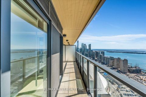 Photo 42 at 5709 - 1 Concord Cityplace Way, Waterfront Communities C1, Toronto