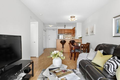 Photo 5 at 908 - 38 Lee Centre Drive, Woburn, Toronto