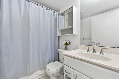 Photo 11 at 908 - 38 Lee Centre Drive, Woburn, Toronto
