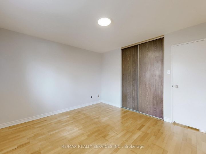 Photo 26 at 9 Glenridge Road, Northgate, Brampton