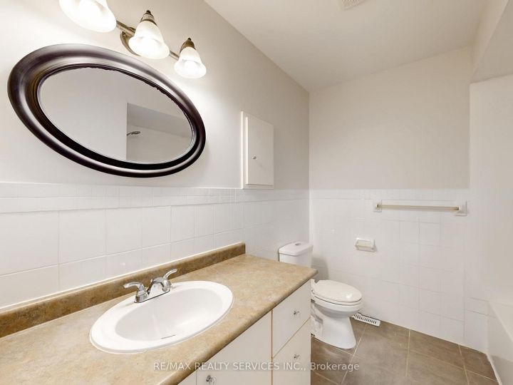 Photo 27 at 9 Glenridge Road, Northgate, Brampton