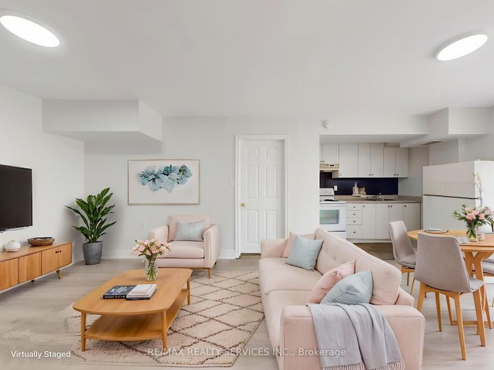 Photo 36 at 9 Glenridge Road, Northgate, Brampton