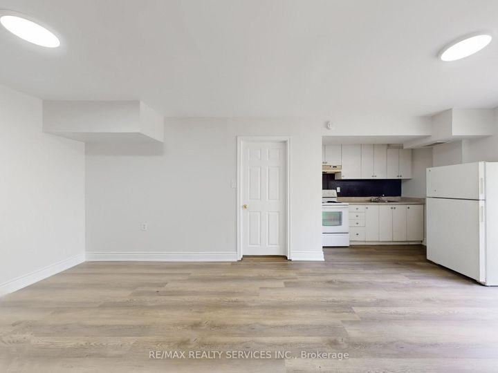 Photo 37 at 9 Glenridge Road, Northgate, Brampton