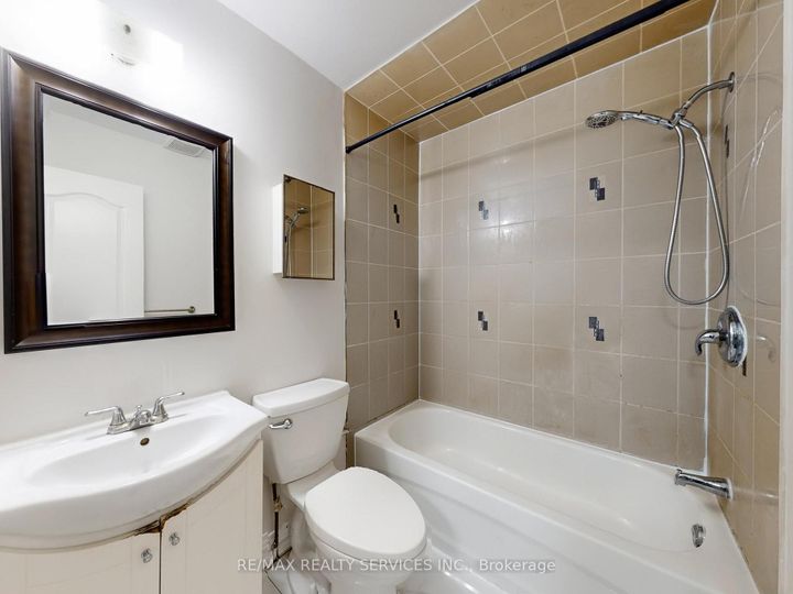 Photo 43 at 9 Glenridge Road, Northgate, Brampton