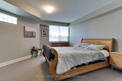 Photo 14 at 603 - 250 Davis Drive, Central Newmarket, Newmarket