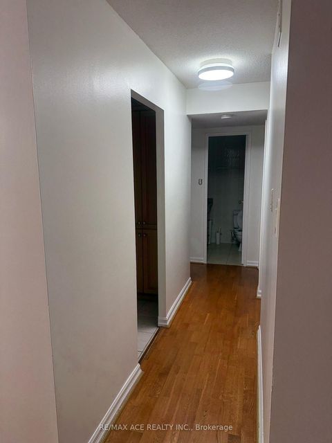 Photo 12 at 1504 - 10 Tangreen Court, Newtonbrook West, Toronto