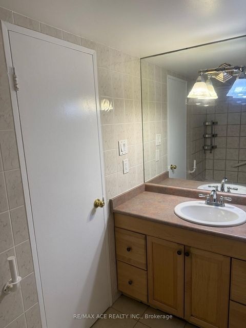Photo 26 at 1504 - 10 Tangreen Court, Newtonbrook West, Toronto