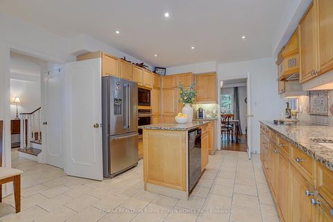 Photo 16 at 321 Lawrence Avenue E, York Mills, Toronto