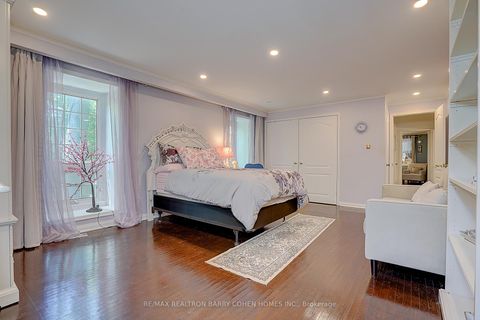 Photo 27 at 321 Lawrence Avenue E, York Mills, Toronto