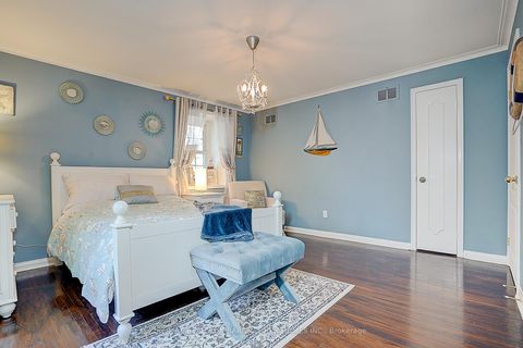 Photo 30 at 321 Lawrence Avenue E, York Mills, Toronto