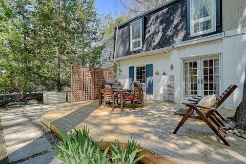 Photo 39 at 321 Lawrence Avenue E, York Mills, Toronto
