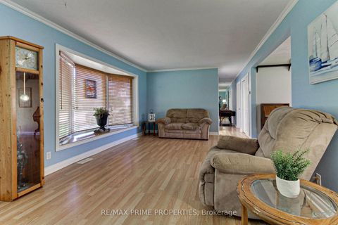 Photo 6 at 63 Ruta Crescent, Keswick North, Georgina