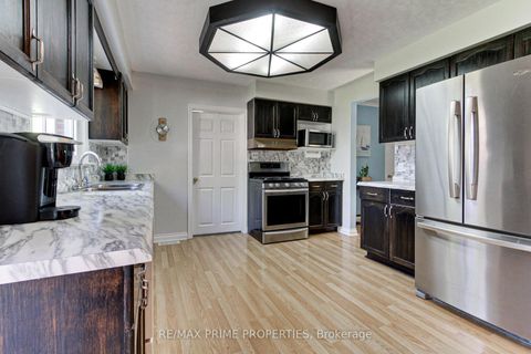 Photo 9 at 63 Ruta Crescent, Keswick North, Georgina
