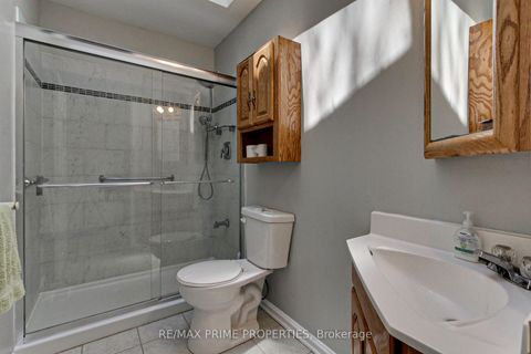 Photo 15 at 63 Ruta Crescent, Keswick North, Georgina