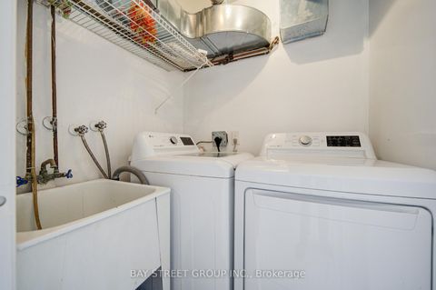 Photo 4 at 108 COURVILLE COACHWAY, Pleasant View, Toronto