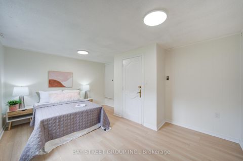 Photo 6 at 108 COURVILLE COACHWAY, Pleasant View, Toronto
