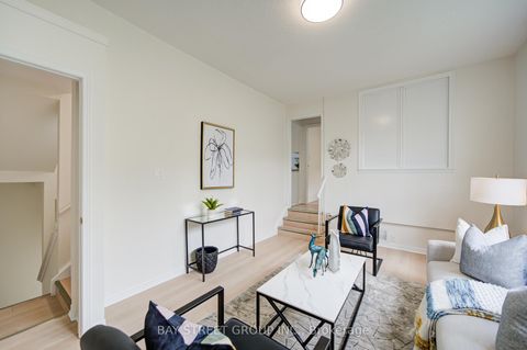 Photo 8 at 108 COURVILLE COACHWAY, Pleasant View, Toronto