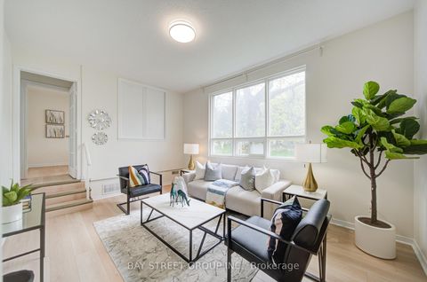 Photo 9 at 108 COURVILLE COACHWAY, Pleasant View, Toronto
