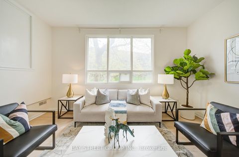 Photo 10 at 108 COURVILLE COACHWAY, Pleasant View, Toronto